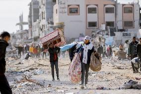 Displaced Residents Return To Their Homes After Over A Year Of Conflic - Gaza