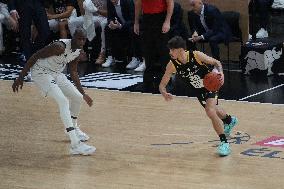 Basketball - La Rochelle V Paris