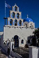 Daily Life On Santorini Island