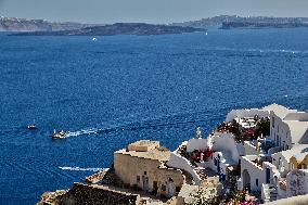 Daily Life On Santorini Island