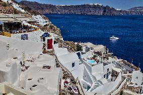 Daily Life On Santorini Island