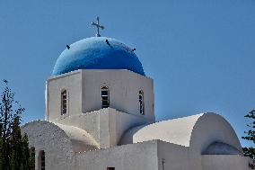 Daily Life On Santorini Island