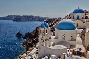 Daily Life On Santorini Island