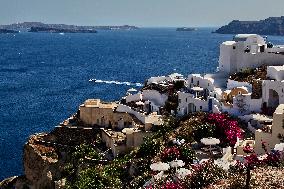 Daily Life On Santorini Island