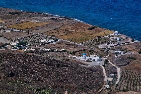 Daily Life On Santorini Island