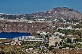 Daily Life On Santorini Island