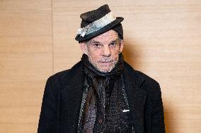 Brule Le Sang Premiere - Paris AJ