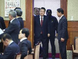 Impeached S. Korean president attends court hearing