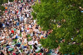 Olympic Mountain In Munich For Free Concert Experience