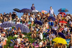 Olympic Mountain In Munich For Free Concert Experience