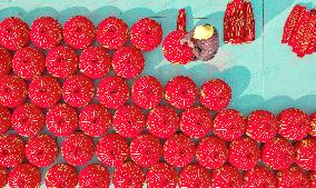 Red Lantern Supply in the Spring Festival Market