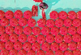 Red Lantern Supply in the Spring Festival Market