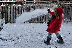 Polar Vortex Brings Arctic Air And Freezing Temperatures To Toronto, Canada