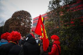 MOTORI - Formula 1 - Tifosi della Ferrari per la prima di Lewis Hamilton sulla Rossa
