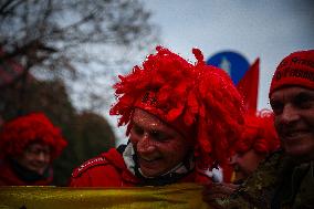 MOTORI - Formula 1 - Tifosi della Ferrari per la prima di Lewis Hamilton sulla Rossa