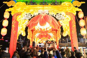 39th Qinhuai Lantern Fair Began in Nanjing