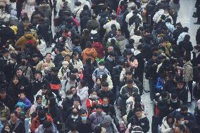 Spring Festival Travel Back Home in Hangzhou