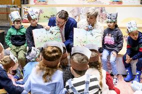 Princess Laurentien and Prince Constantijn Read at 2025 Breakfastn - Netherlands