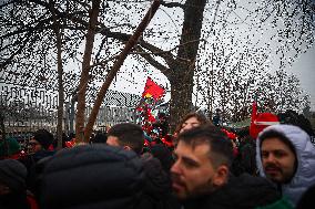 MOTORI - Formula 1 - Lewis Hamilton sulla Ferrari