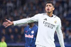 Real Madrid C.F. v FC Salzburg - Madrid