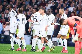 Real Madrid C.F. v FC Salzburg - Madrid