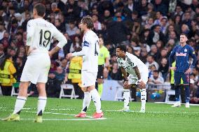 Real Madrid C.F. v FC Salzburg - Madrid