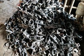 Unsafe Labor Practices Among Metal Workers - Bangladesh