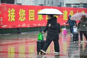 Chinese People Come Home From All Over The World for the Spring Festival