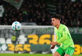 VFL Wolfsburg vs Holstein Kiel - 1. Bundesliga