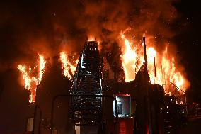 4-alarm Fire At 335 Graham Avenue In Williamsburg Brooklyn New York City