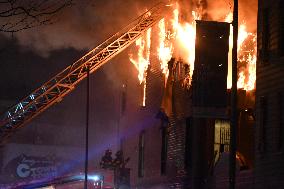 4-alarm Fire At 335 Graham Avenue In Williamsburg Brooklyn New York City