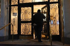 65-year-old Woman Found Unconscious And Unresponsive With Trauma To The Head And Pronounced Dead Inside Of 161 Henry Street In B
