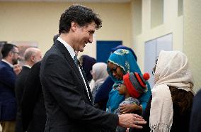 Justin Trudeau meets with the families of the victims of the Quebec City mosque attack