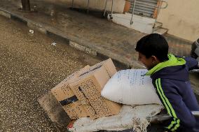 Distribution Of Humanitarian Aid In Gaza