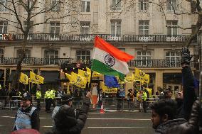 Pro-Khalistan Protesters And Indian Supporters Clash Outside Indian High Commission In London