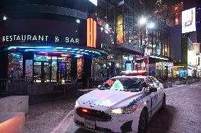 Man And Woman Slashed At Circo Restaurant And Nightclub In Times Square Midtown Manhattan New York