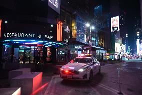 Man And Woman Slashed At Circo Restaurant And Nightclub In Times Square Midtown Manhattan New York