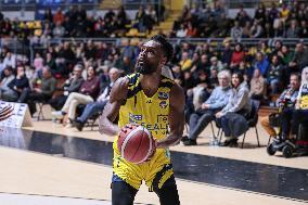 BASKET - Serie A2 - Reale Mutua Basket Torino vs Sella Cento