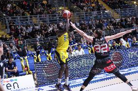 BASKET - Serie A2 - Reale Mutua Basket Torino vs Sella Cento