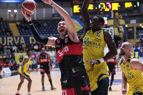 BASKET - Serie A2 - Reale Mutua Basket Torino vs Sella Cento