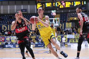 BASKET - Serie A2 - Reale Mutua Basket Torino vs Sella Cento