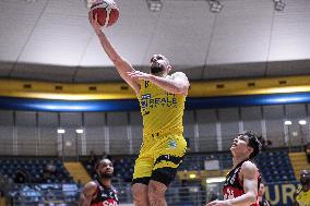 BASKET - Serie A2 - Reale Mutua Basket Torino vs Sella Cento