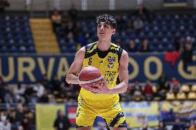 BASKET - Serie A2 - Reale Mutua Basket Torino vs Sella Cento