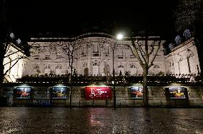 Paris By Night