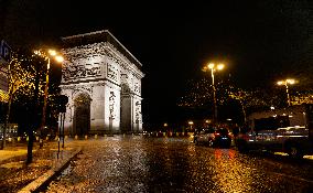 Paris By Night