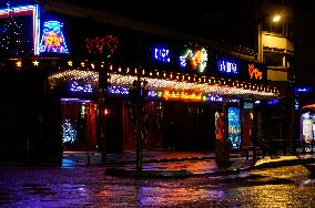 Paris By Night