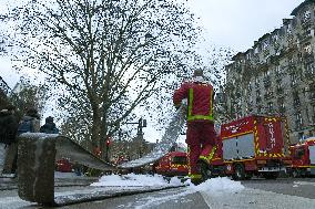 Fire at Paris 12th Arrondissement Town Hall