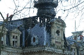 Fire at Paris 12th Arrondissement Town Hall