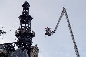 City Town Hall of the 12th arrondissement caught fire - Paris AJ