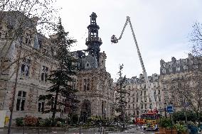 City Town Hall of the 12th arrondissement caught fire - Paris AJ